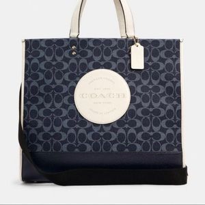 Dempsey Tote 40 In Signature Jacquard With Patch